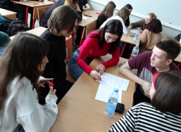 Студентов московских вузов научат оказывать психологическую поддержку студентам с инвалидностью